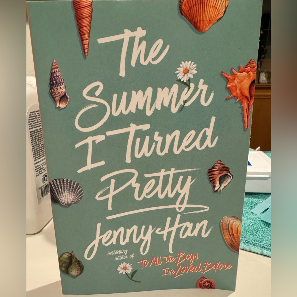 The Summer I Turned Pretty - Paperback 
Author: Jenny Han